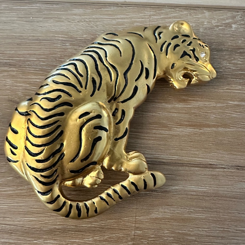 Vintage Tiger Belt Buckle